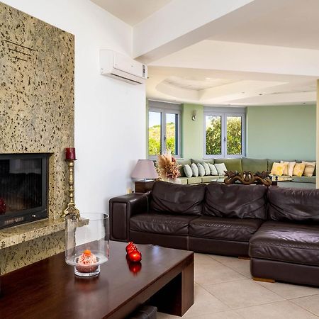 Villa Zafira - Seaview Manor With Heated Pool Kallithea  Exterior photo