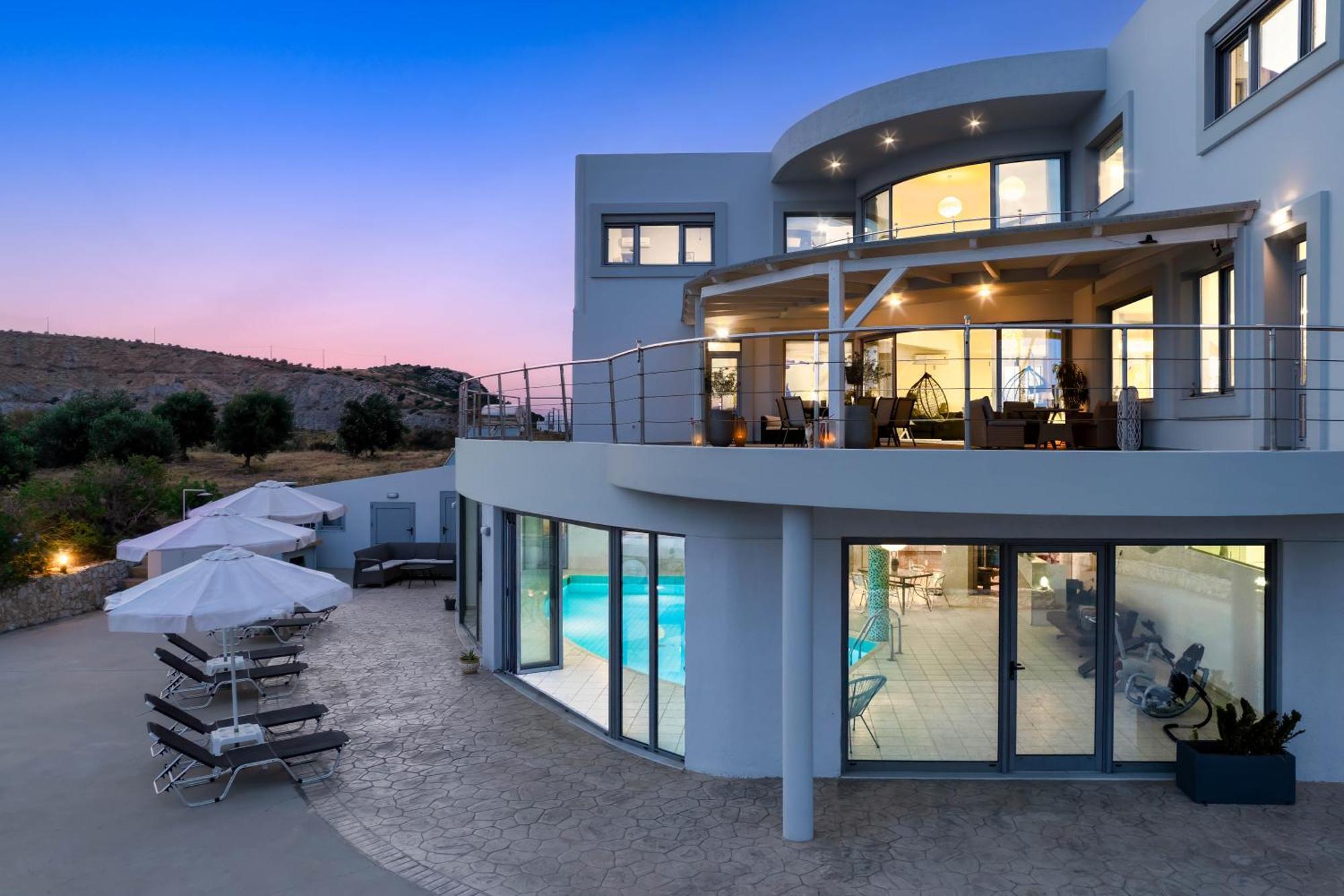 Villa Zafira - Seaview Manor With Heated Pool Kallithea  Exterior photo